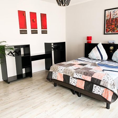 Citywohnung Mit Gartenzugang Schwerin  Bagian luar foto