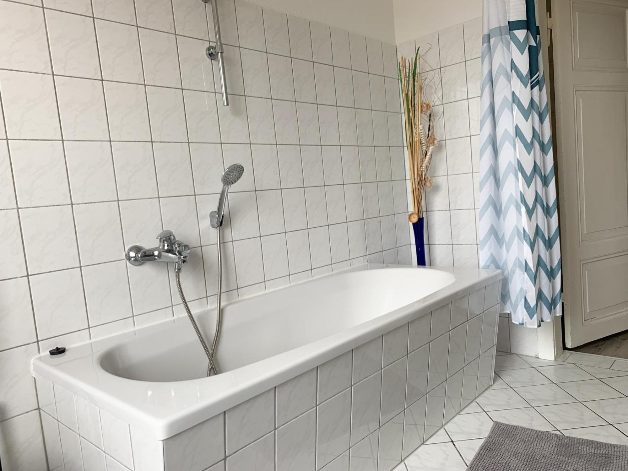 Citywohnung Mit Gartenzugang Schwerin  Bagian luar foto